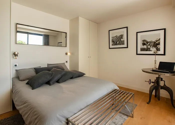 Ref 2152 - - Sea View For Rent Villa