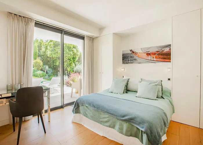 Ref 2152 - - Sea View For Rent Villa *