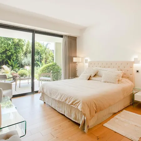 Villa Ref 2152 - - Sea View For Rent *
