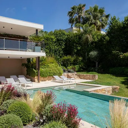 Ref 2152 - - Sea View For Rent Le Cannet